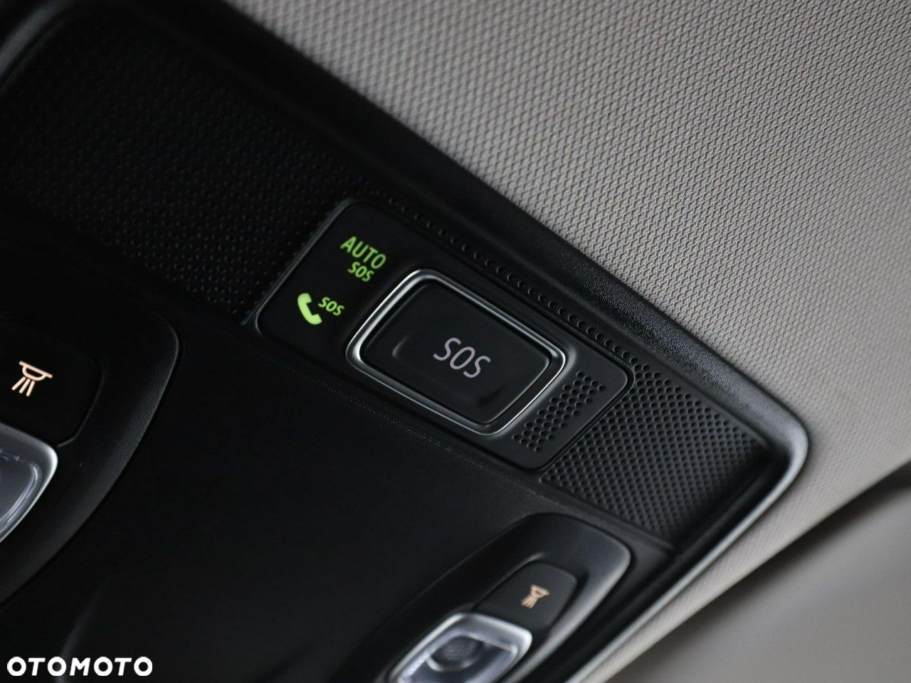 Renault Captur E-TECH PLUG-in 160 INTENS - 38