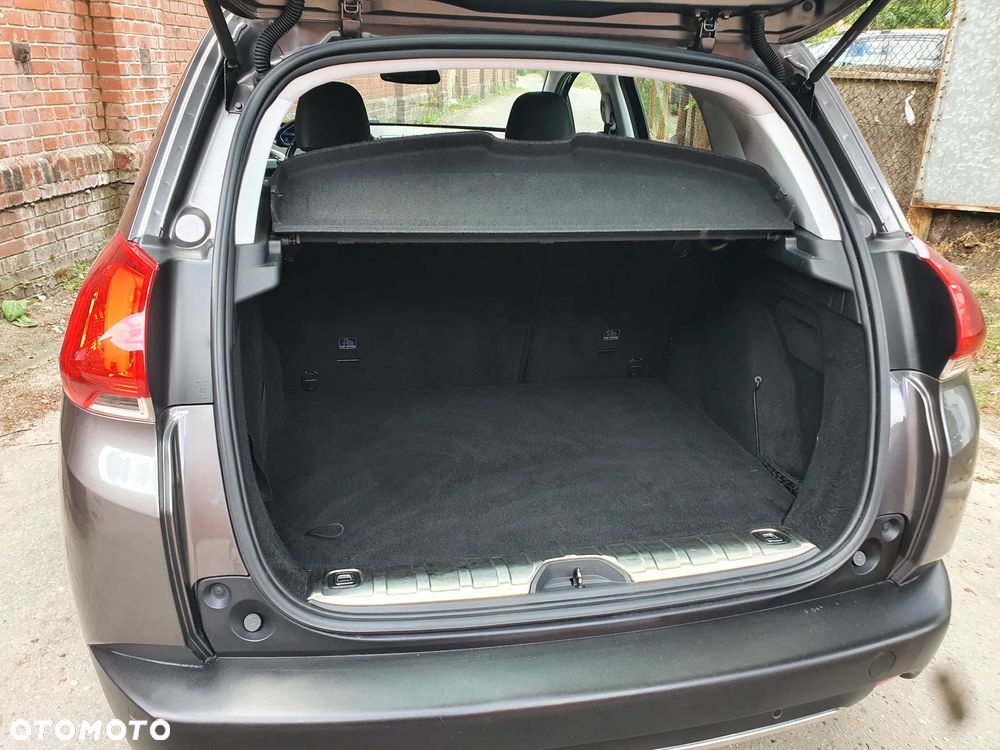 Peugeot 2008 PureTech 110 Stop&Start Allure - 21