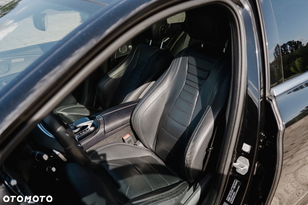 Mercedes-Benz Klasa E 220 d 4-Matic Business Edition 9G-TRONIC - 12