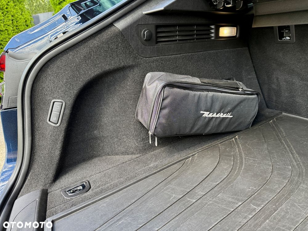 Maserati Levante MHEV Executive - 28