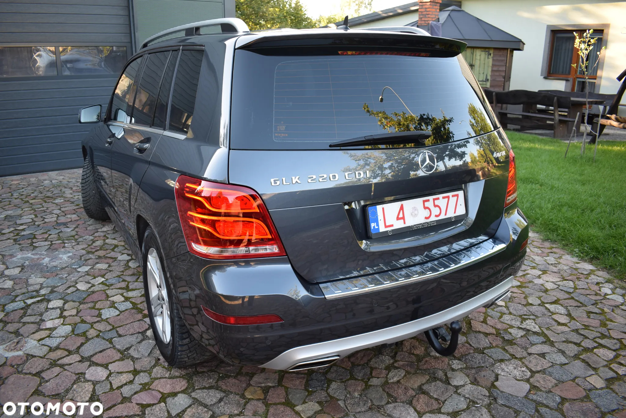 Mercedes-Benz GLK - 12