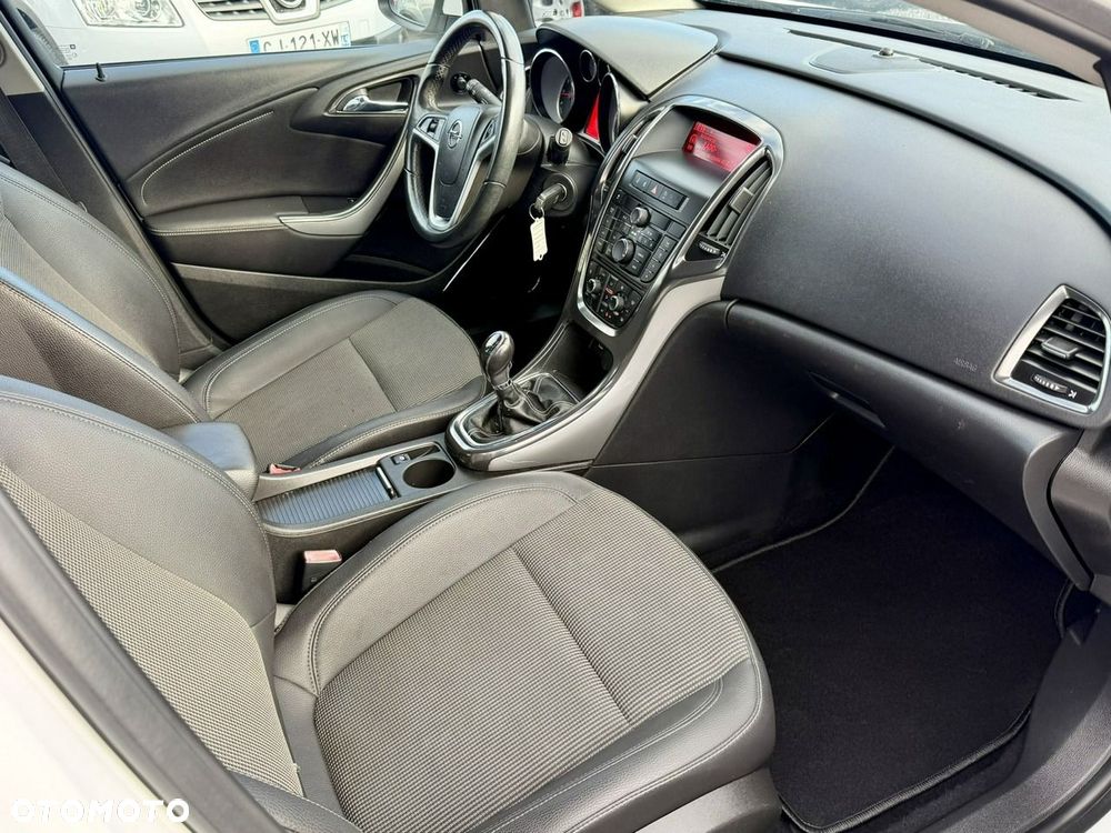 Opel Astra 1.4 Turbo Innovation - 9