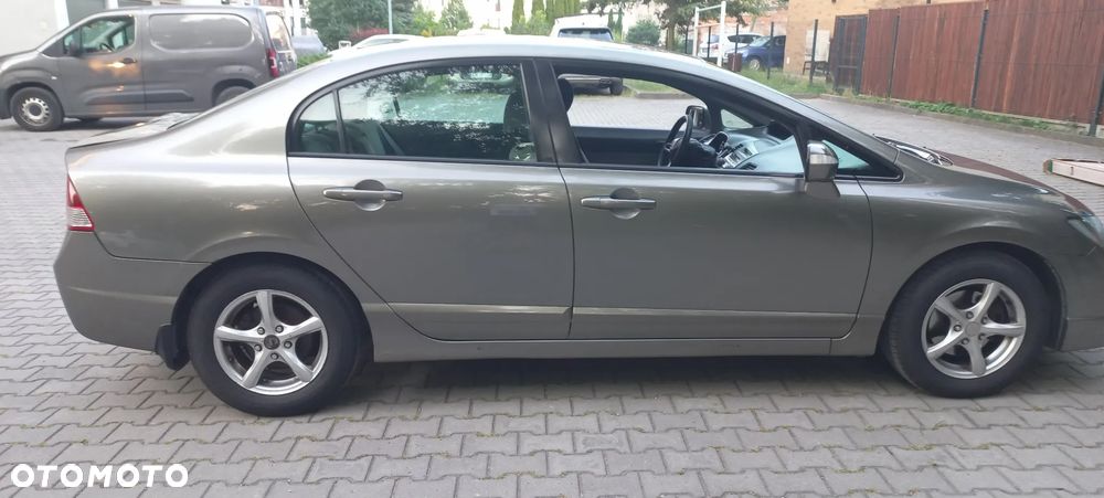 Honda Civic 1.8 Comfort - 3