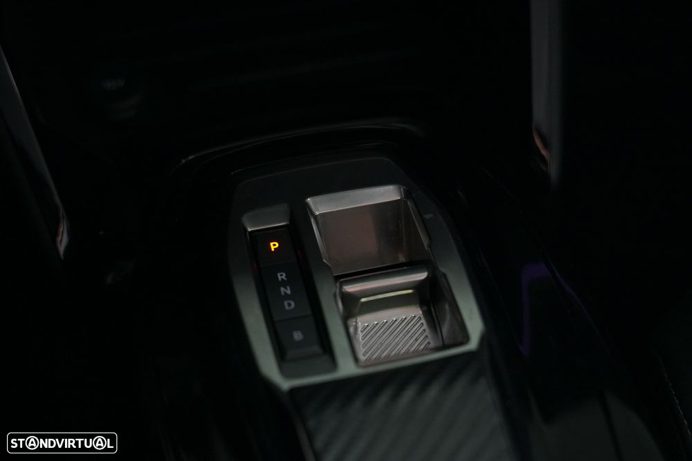 Peugeot e-2008 54 kWh GT - 20