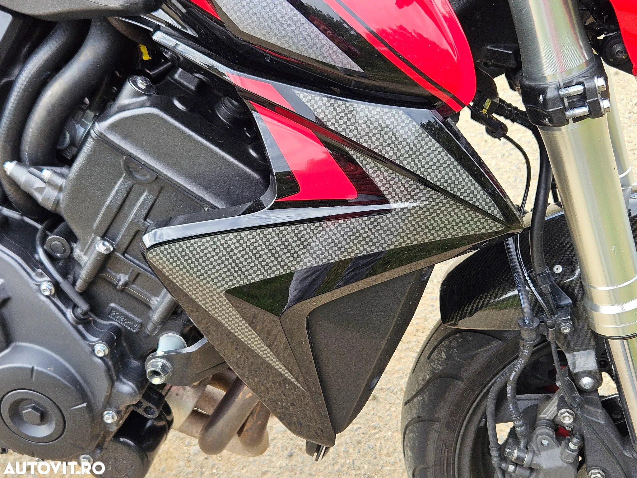 Honda CB 1000R - 9