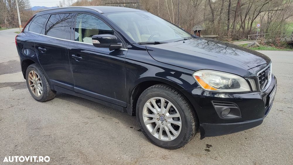 Volvo XC 60 2.4D AWD Base - 2