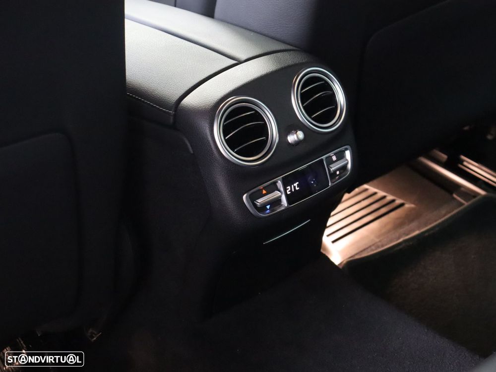 Mercedes-Benz E 300 de AMG Line - 11