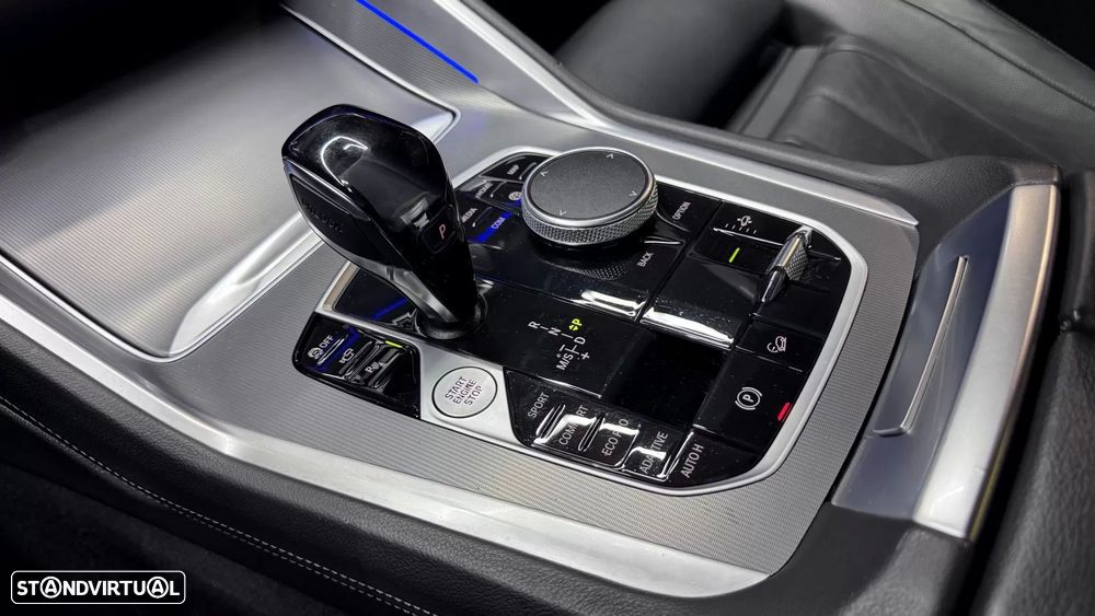 BMW X6 40 d xDrive Pack M - 37