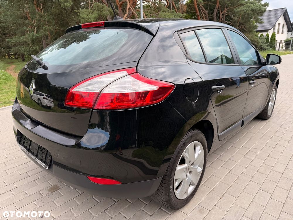 Renault Megane 1.6 16V 100 J'taime - 7