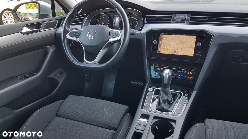 Volkswagen Passat 2.0 TSI Business DSG - 16