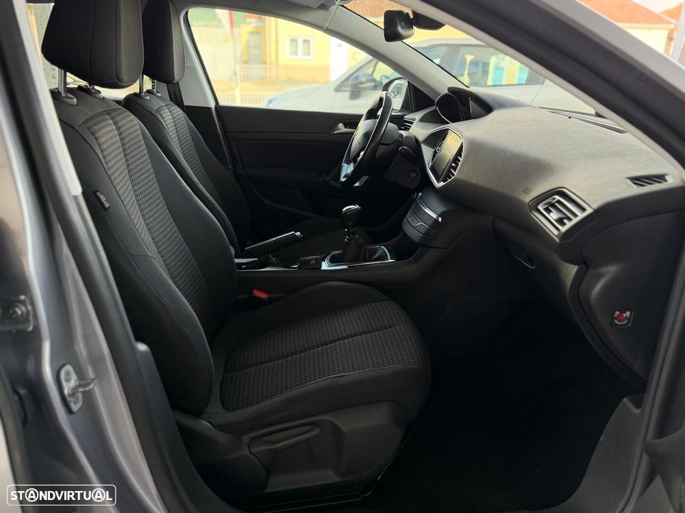 Peugeot 308 1.5 BlueHDi Style - 15