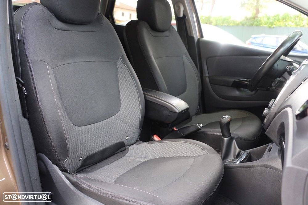 Renault Captur 0.9 TCE Exclusive - 31