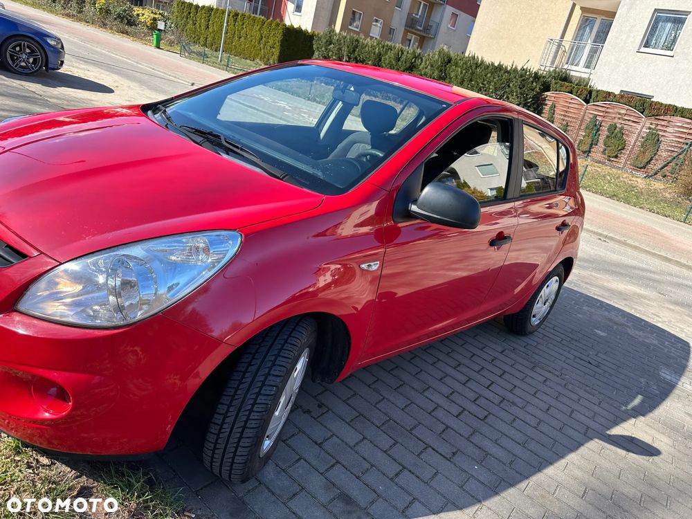 Hyundai i20 1.2 FIFA WM Edition - 10