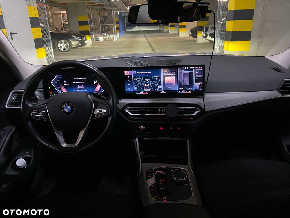 BMW Seria 3 320i Advantage - 26