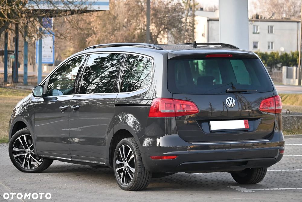 Volkswagen Sharan 2.0 TSI DSG Highline - 10