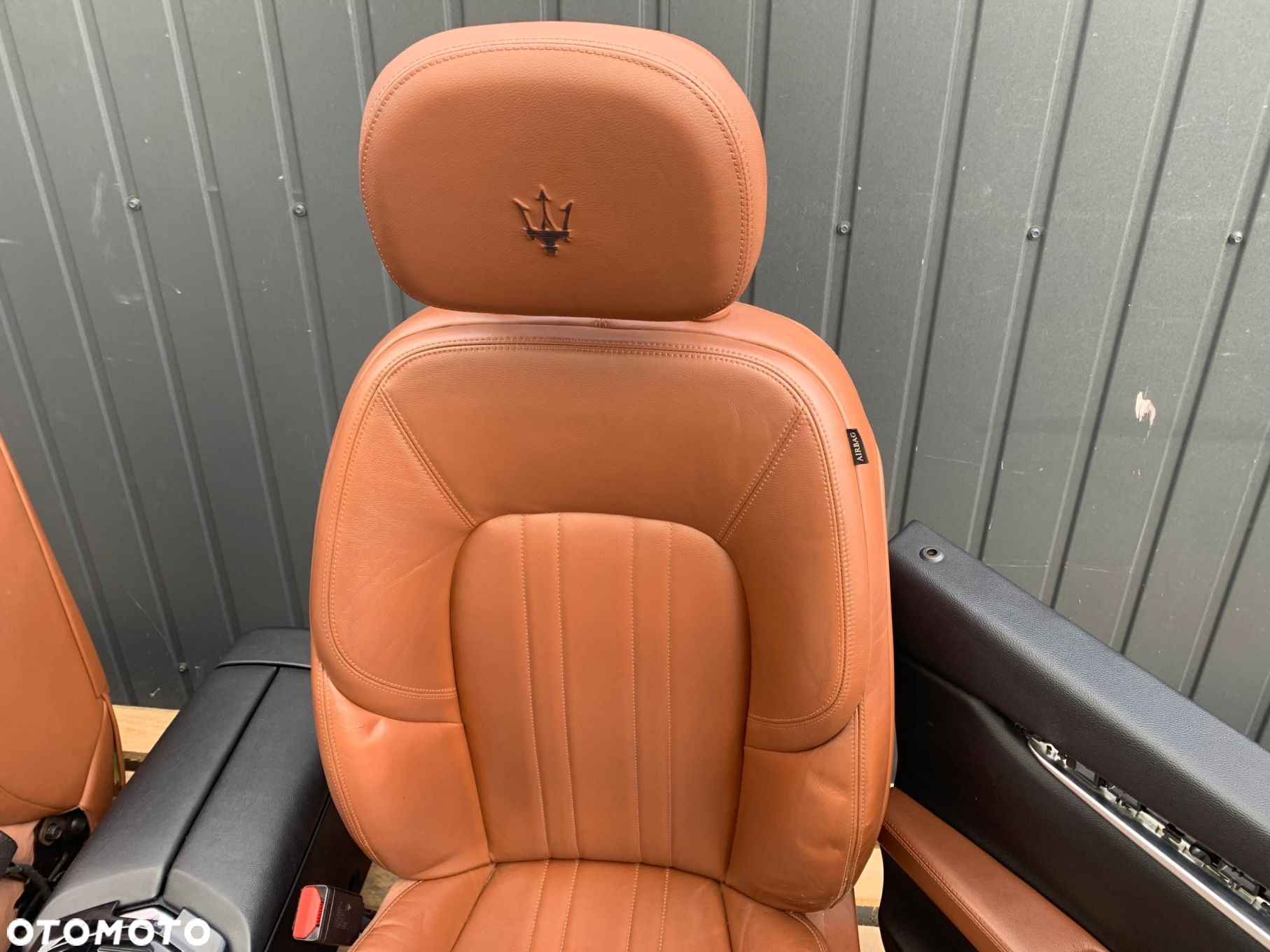 FOTELE TAPICERKA MASERATI GHIBLI III PAMIĘĆ GRZANE ELEKTRYCZNIE REGULOWANE HARMAN KARDON - 3