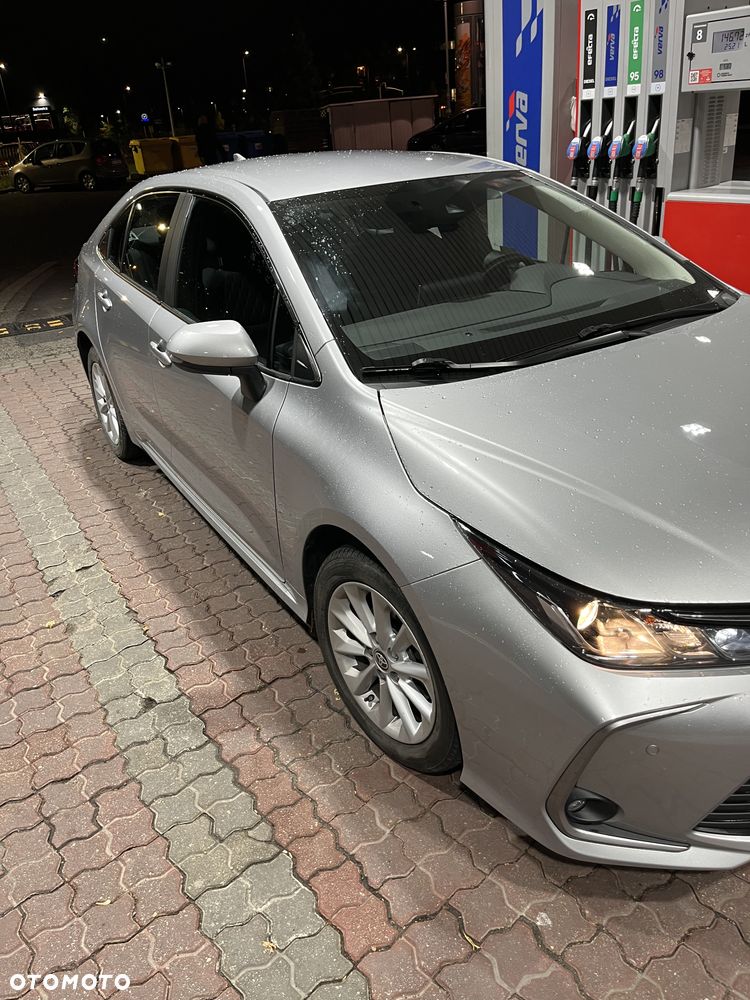 Toyota Corolla 1.8 Hybrid Comfort - 2