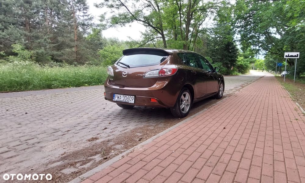 Mazda 3 1.6 CD Exclusive + - 17
