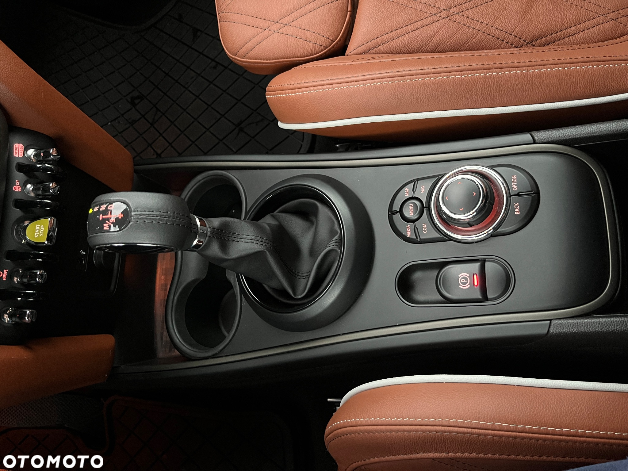 MINI Countryman Cooper SE ALL4 Shadow Edition - 24