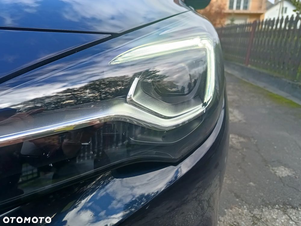 Opel Astra 1.4 T Elite S&S - 28