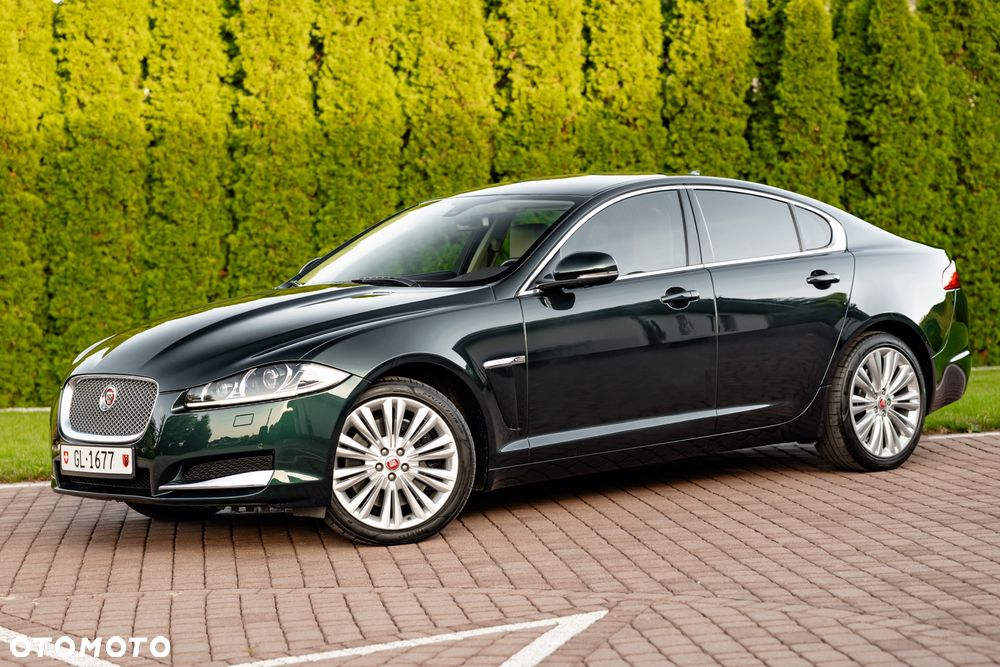 Jaguar XF 3.0 V6 Kompressor AWD - 4