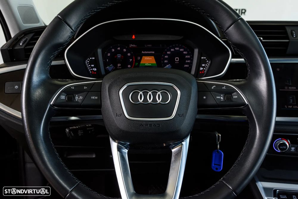 Audi Q3 - 16