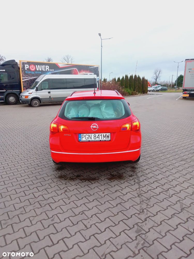Opel Astra 1.6 Essentia - 3