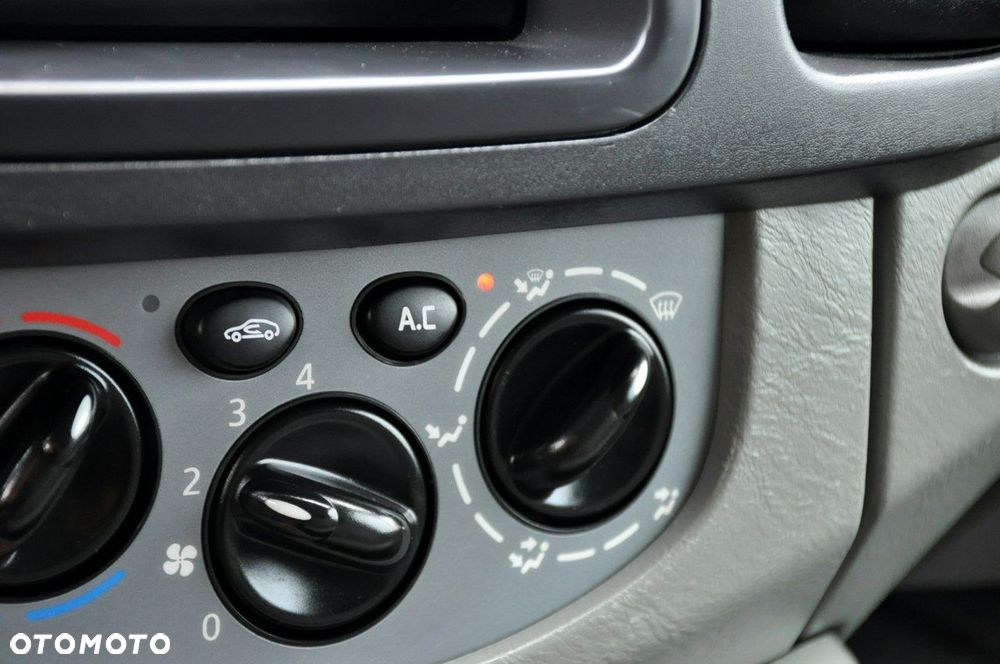 Nissan Primastar - 29