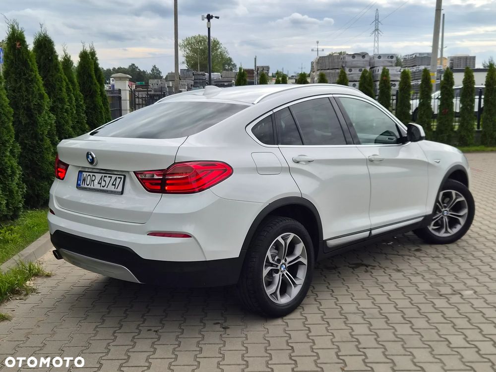 BMW X4 xDrive20i xLine - 32