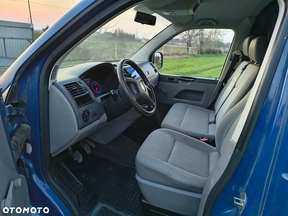 Volkswagen Transporter - 17