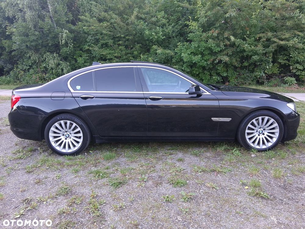 BMW Seria 7 730d - 12