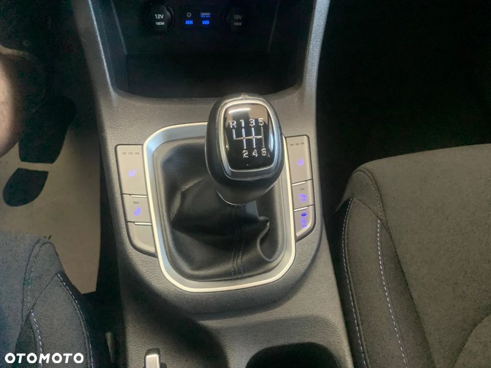 Hyundai i30 1.4 Passion - 11