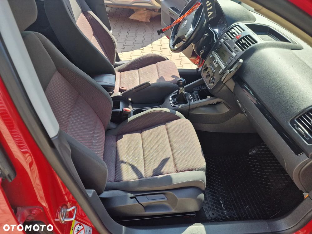 Volkswagen Golf 2.0 TDI DPF GT Sport - 17