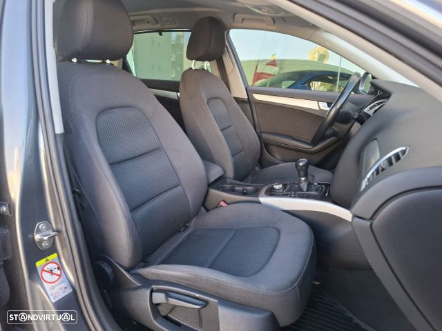 Audi A4 Avant 2.0 TDI Advance - 42