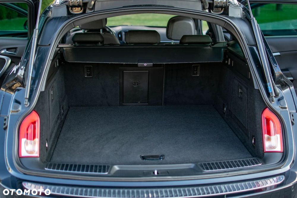 Opel Insignia - 30