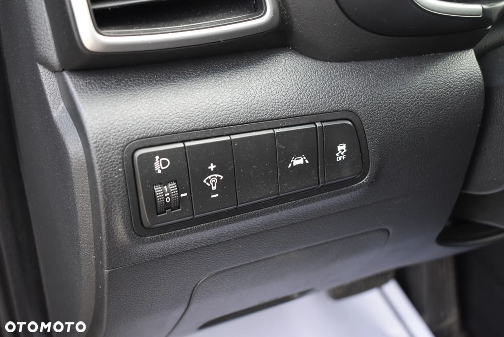 Hyundai Tucson 1.6 CRDi 48V-Hybrid 2WD DCT Trend - 26