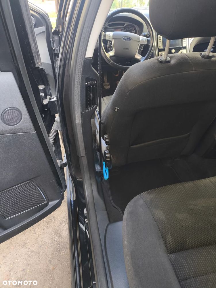 Ford Mondeo 2.0 TDCi Titanium X - 31