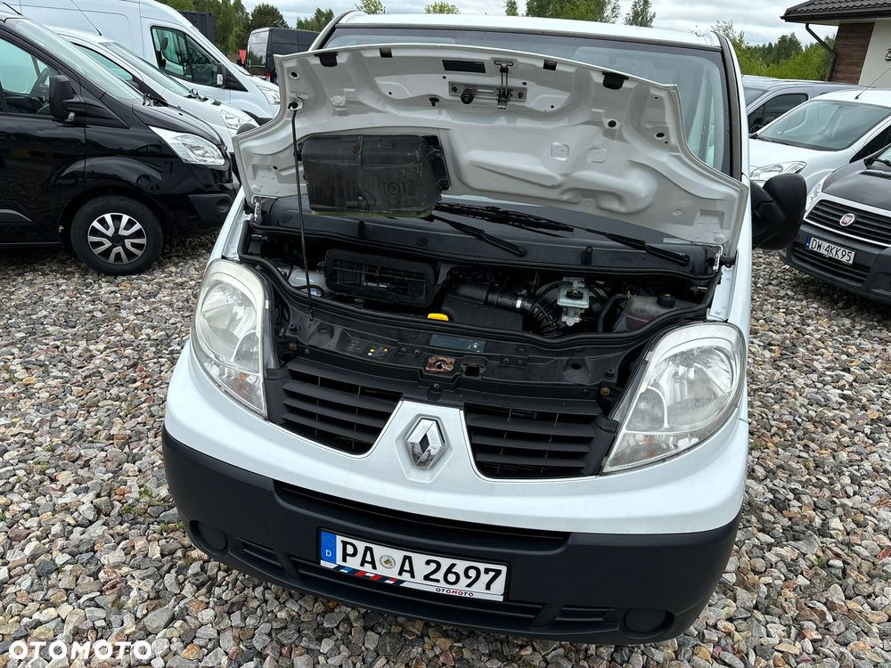 Renault Trafic - 19