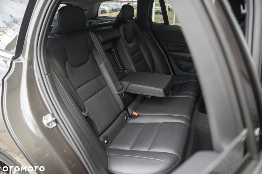 Volvo V60 B4 B Geartronic Inscription - 36