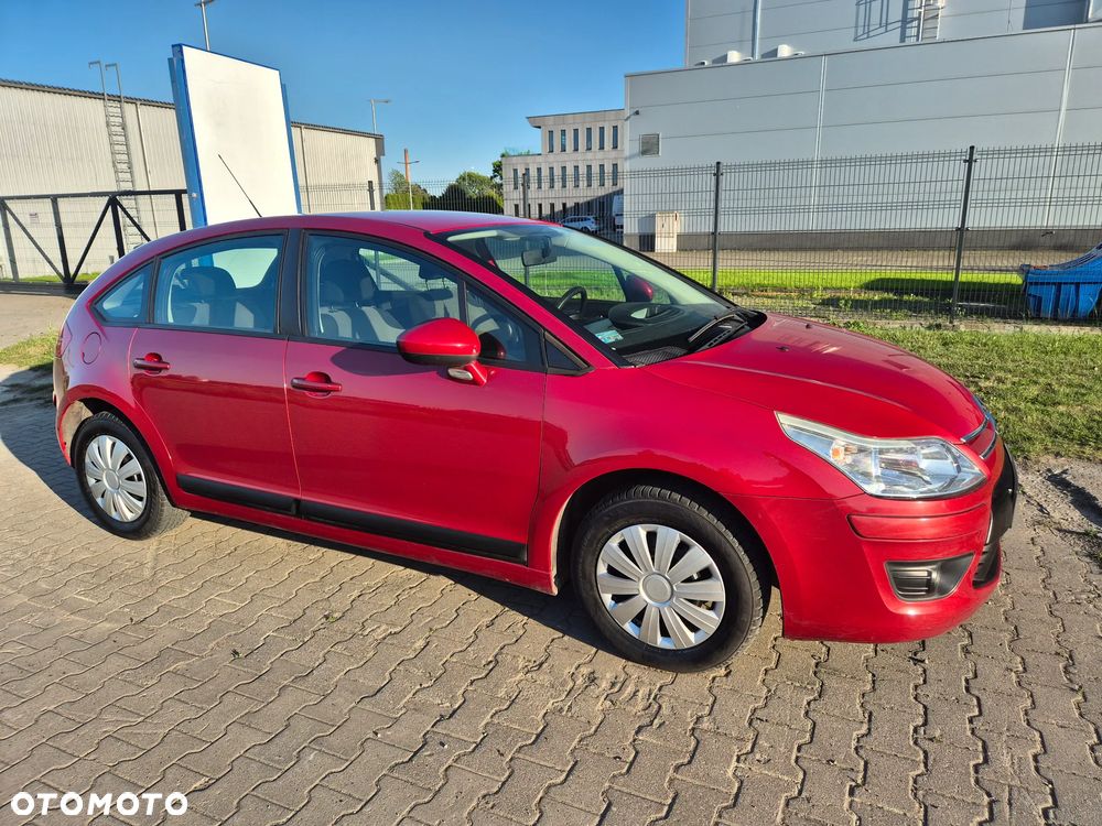Citroën C4 1.4 16V Impress - 12