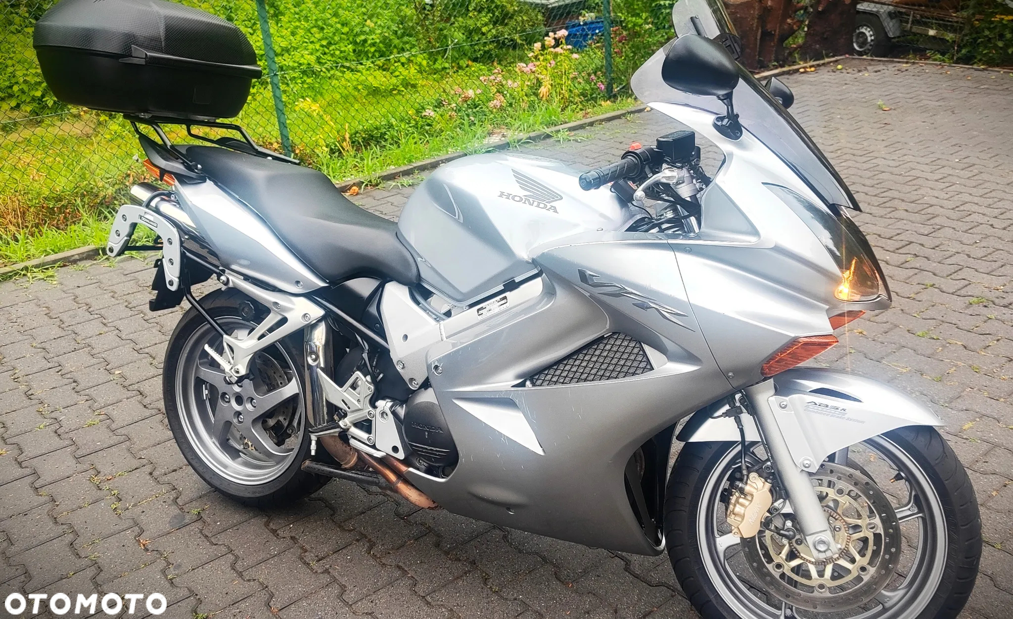 Honda VFR - 5