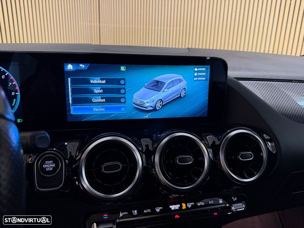 Mercedes-Benz B 250 e AMG Line - 18