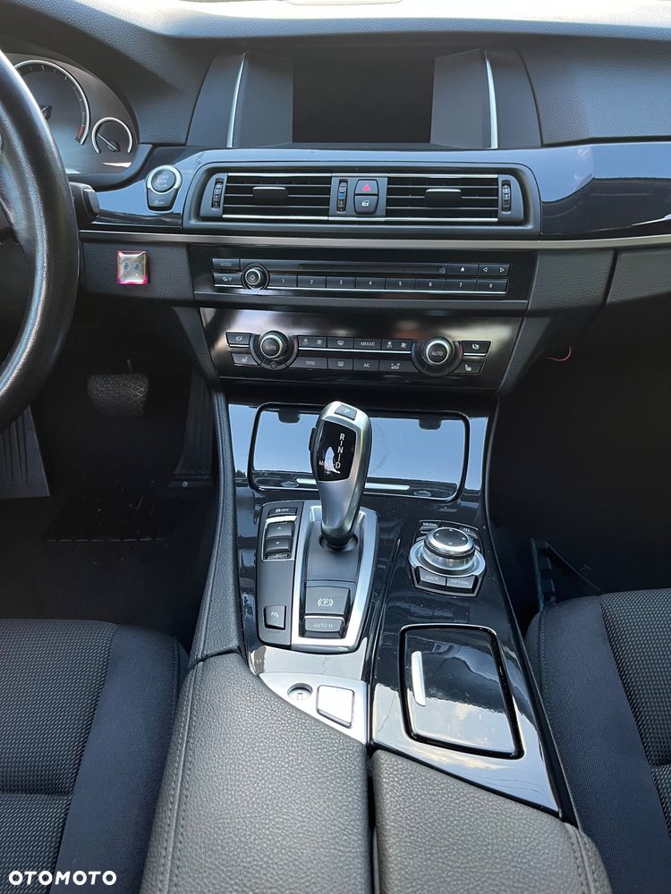 BMW Seria 5 - 10