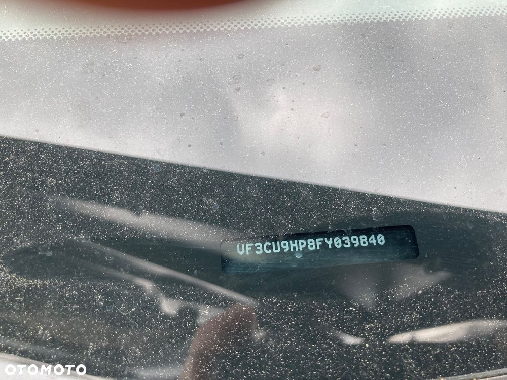 Peugeot 2008 - 17