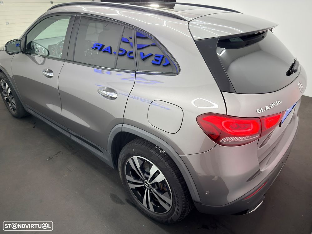 Mercedes-Benz GLA 250 e 8G-DCT Edition Progressive Line - 9