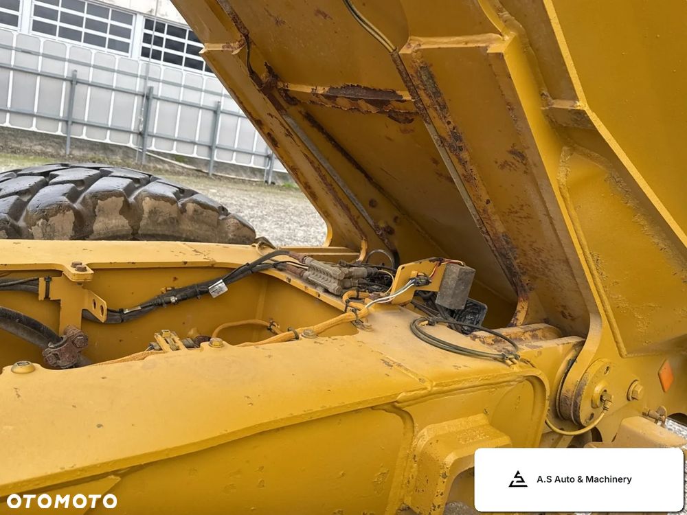 Caterpillar 730C - 7