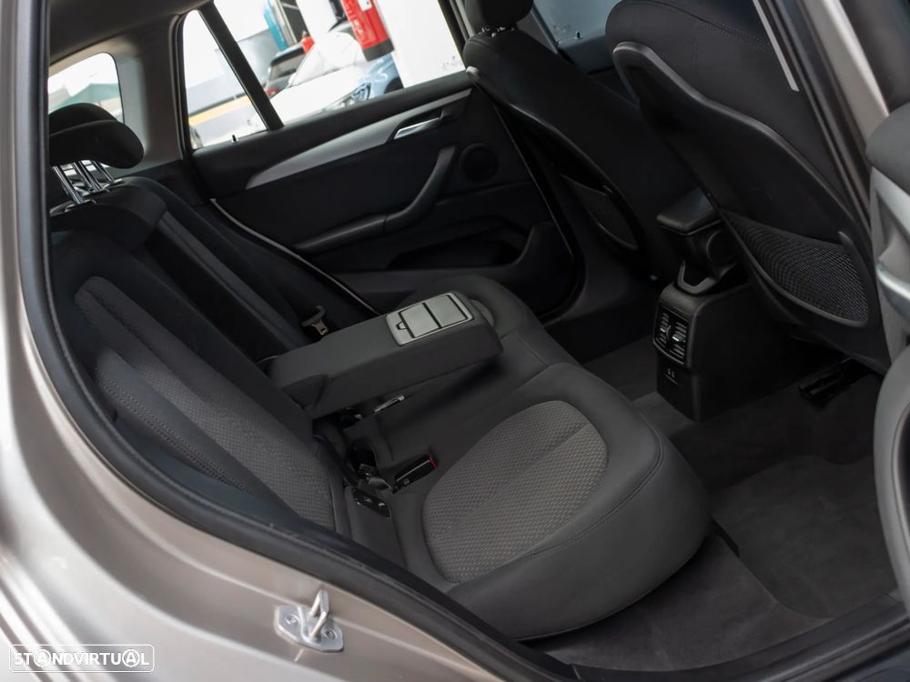 BMW X1 16 d sDrive - 12