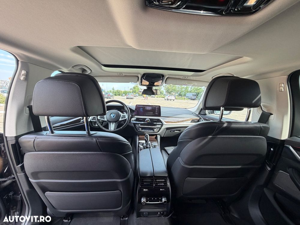 BMW Seria 5 530e xDrive AT PHEV - 9