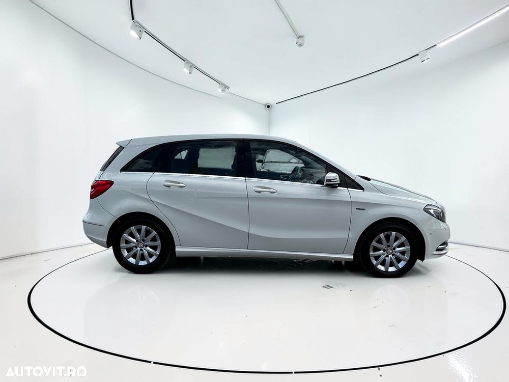 Mercedes-Benz B 180 BlueEfficiency Edition 1 - 9