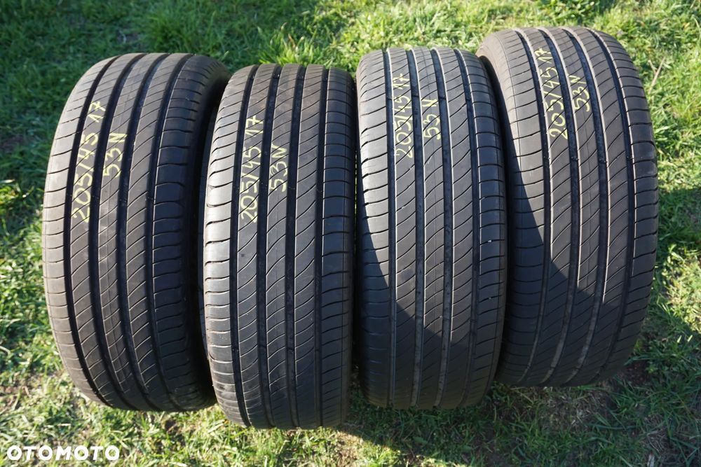 Michelin Primacy 4 205 45 17 - 1